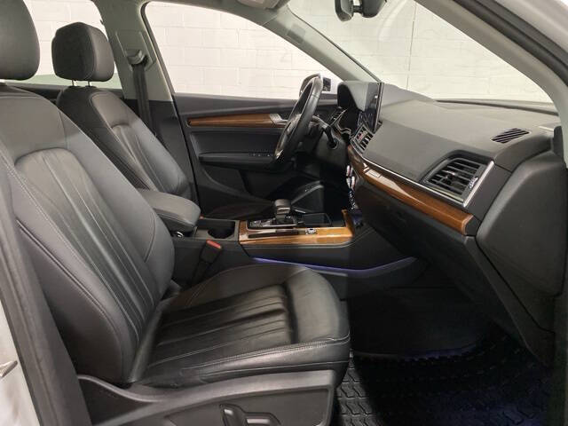 2023 Audi Q5 quattro Premium Plus 40 TFSI