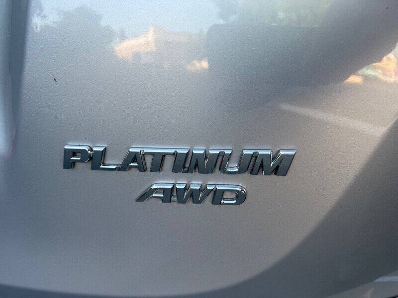 2017 Toyota RAV4 Platinum