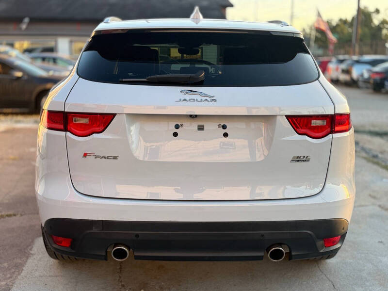 2019 Jaguar F-PACE 30t Portfolio