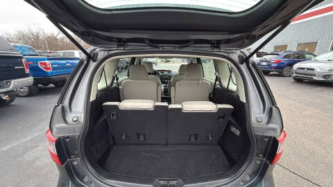 2012 Mazda MAZDA5 Touring