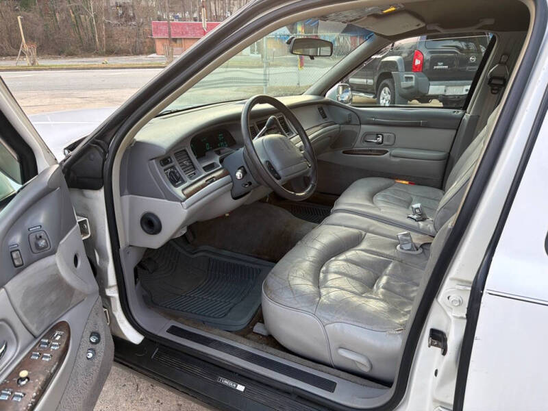 1997 Lincoln Town Car Executive