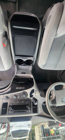 2011 Toyota Sienna