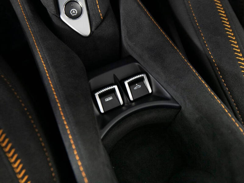 2024 McLaren 750S Spider