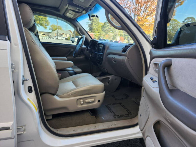 2007 Toyota Sequoia SR5