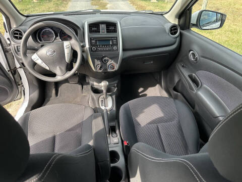 2015 Nissan Versa 1.6 S