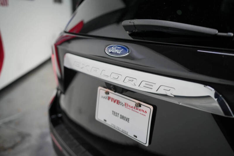 2021 Ford Explorer XLT