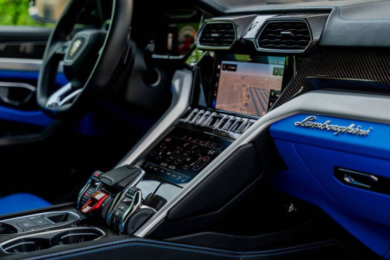 2020 Lamborghini Urus