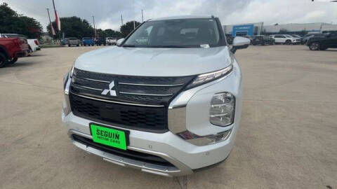 2023 Mitsubishi Outlander SE