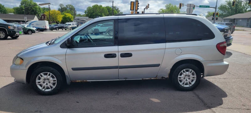 2005 Dodge Grand Caravan SE