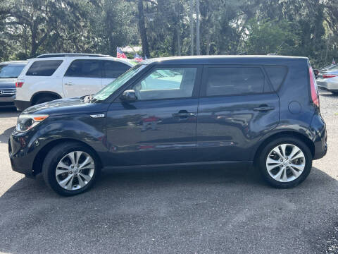 2016 Kia Soul +