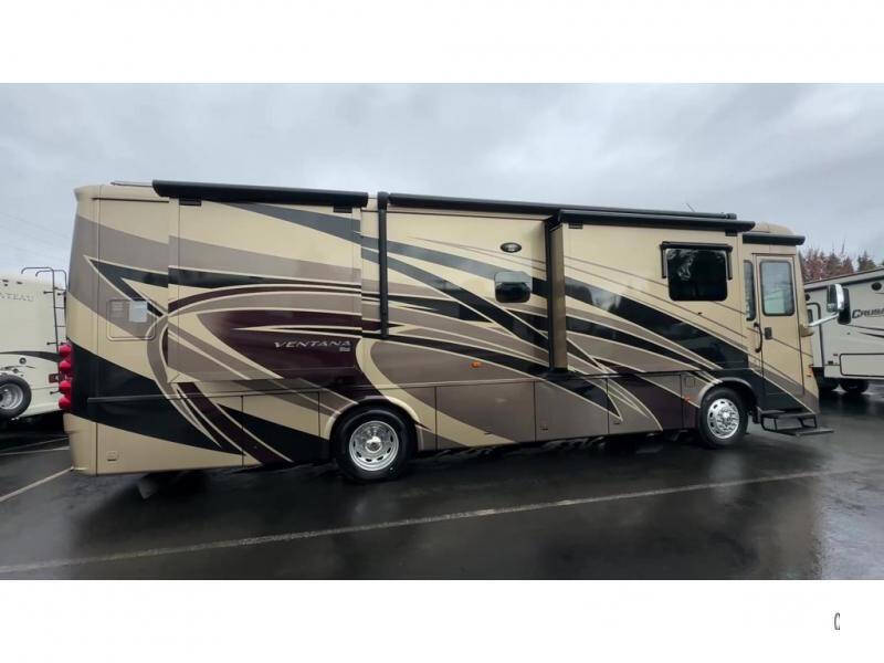 2016 Freightliner XCR Chassis