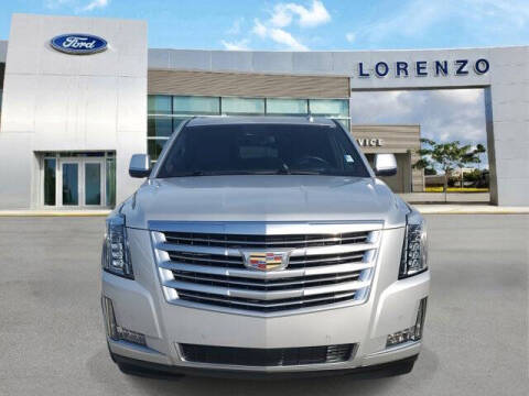 2017 Cadillac Escalade ESV Platinum