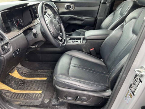 2023 Kia Sorento EX
