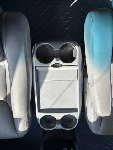2010 Toyota Sienna CE 7-Passenger