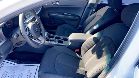 2020 Kia Optima LX