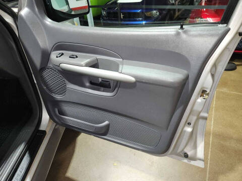 2002 Ford Explorer Sport Trac Value