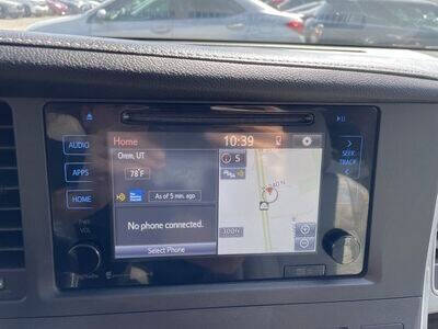 2017 Toyota Sienna XLE 8-Passenger