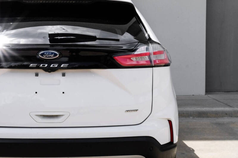 2024 Ford Edge