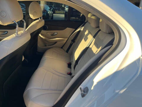 2019 Mercedes-Benz C-Class C 300