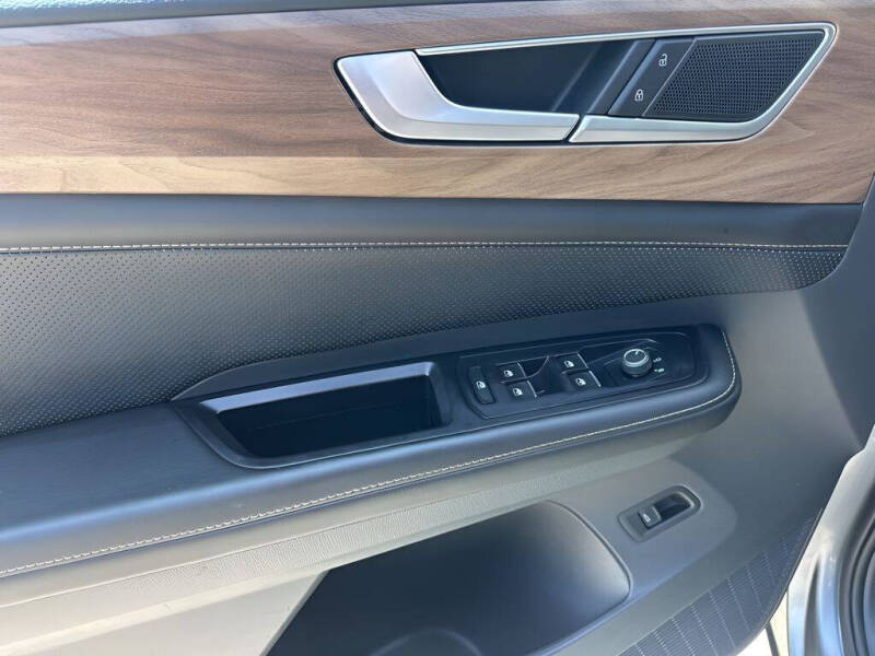 2024 Volkswagen Atlas SE