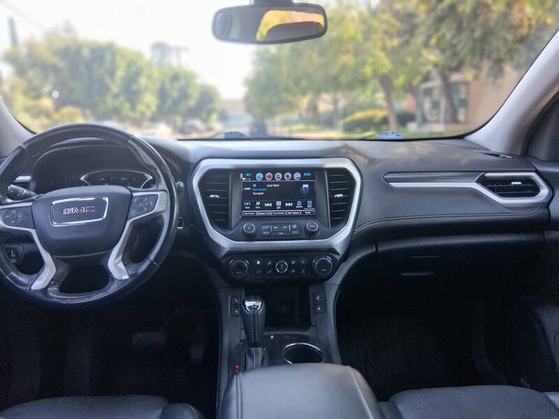 2018 GMC Acadia SLT-1