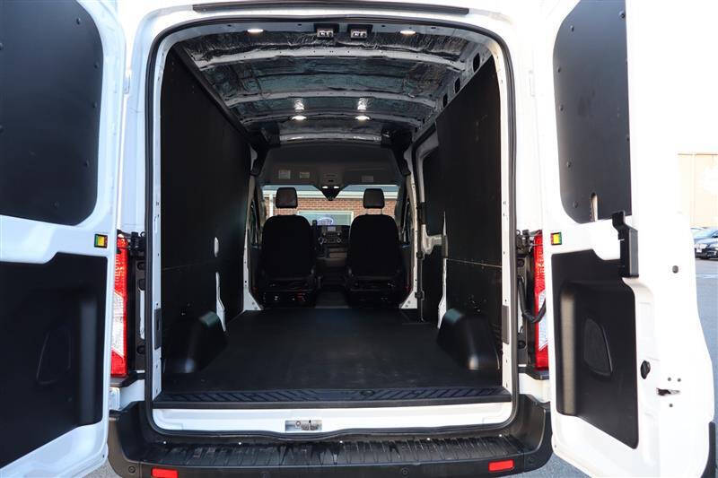 2025 Ford Transit 250