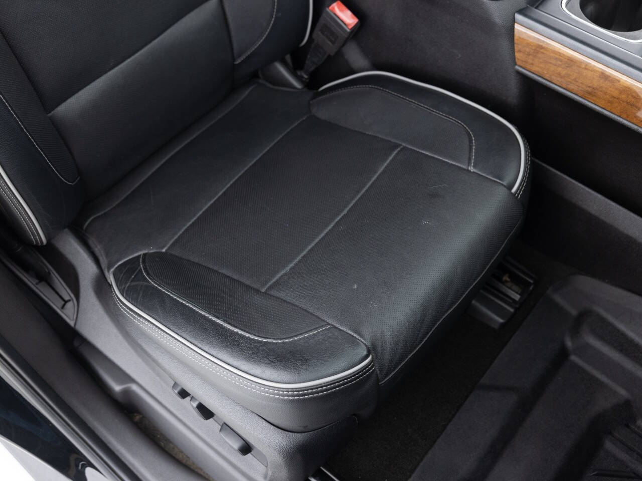 Used Car 2018 Chevrolet Silverado 1500  High Country 4x4 4dr Crew Cab 5.8 Ft. Sb For Sale Under $35,000 In Coal City, Illinois