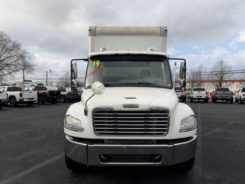 2019 Freightliner M2 106