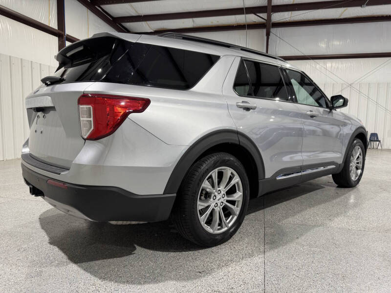 Used 2022 Ford Explorer XLT with VIN 1FMSK7DH2NGA32907 for sale in Campbellsville, KY