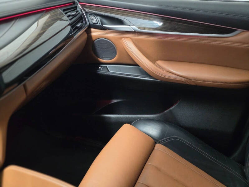 2015 BMW X6 xDrive50i