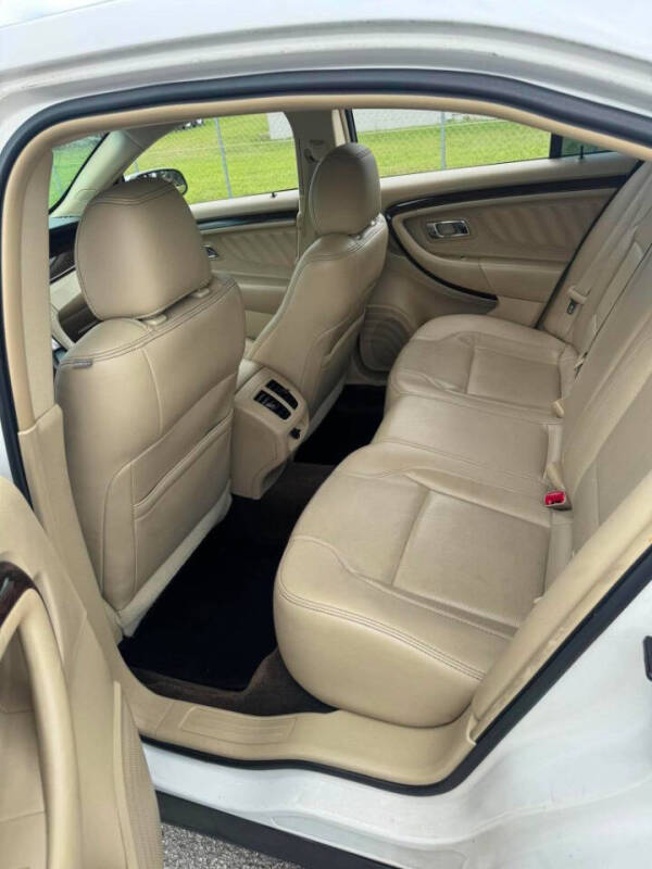 2013 Ford Taurus Limited