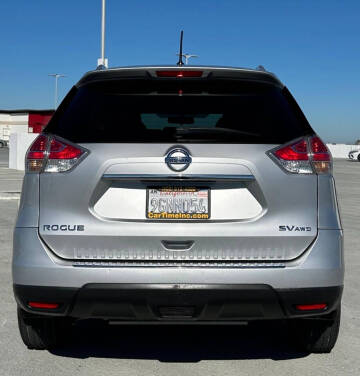 2015 Nissan Rogue SV