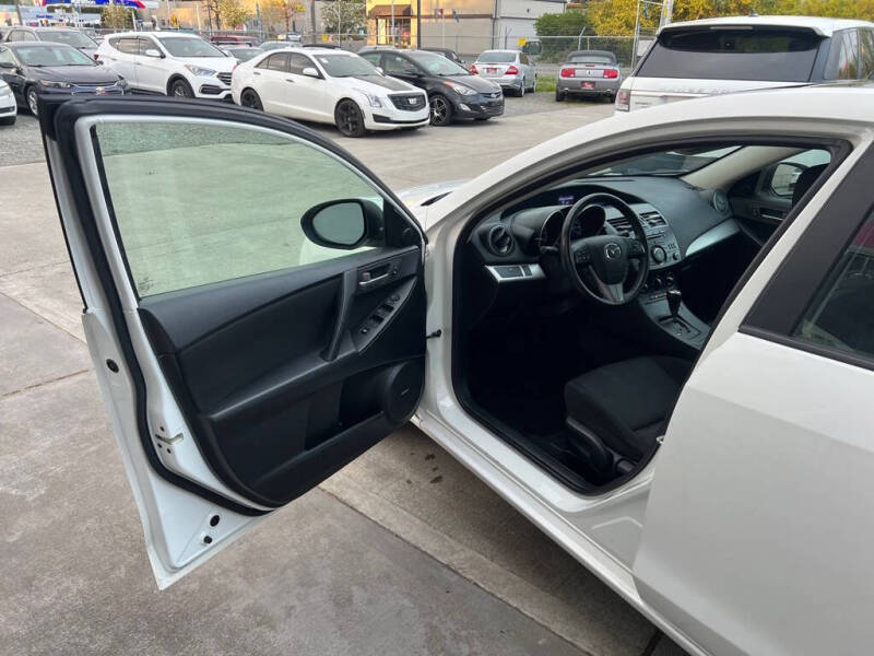 2012 Mazda MAZDA3 i Touring