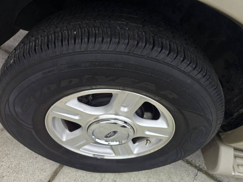 2005 Ford Expedition Eddie Bauer