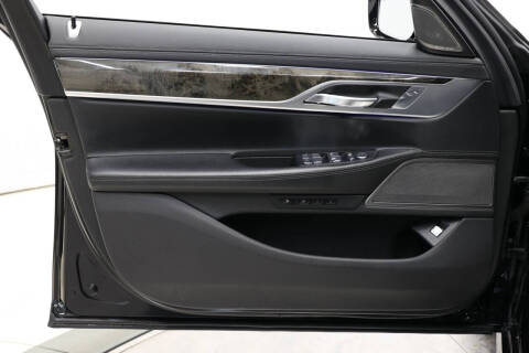 2021 BMW 7 Series 740i