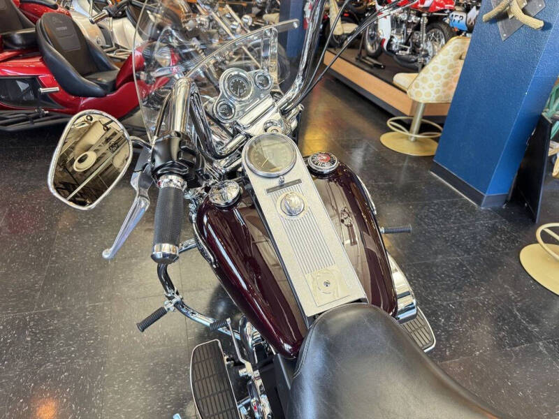 2005 Harley-Davidson FLHRCI - Road King Class