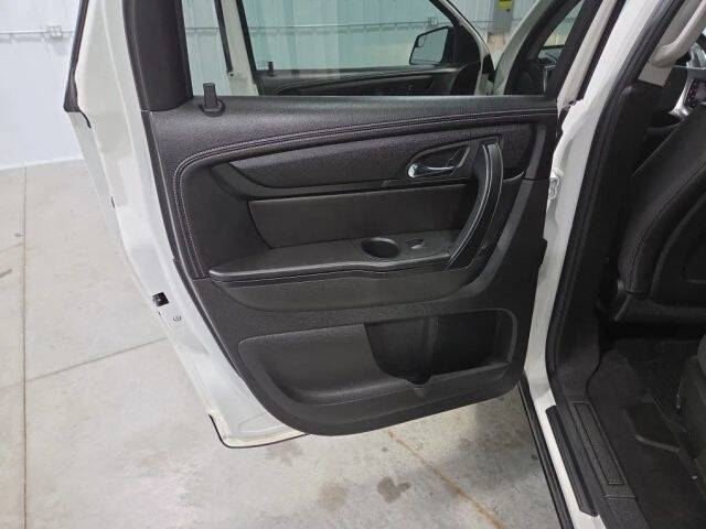 2013 GMC Acadia SLE-2