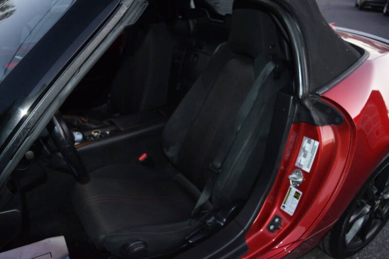 2016 Mazda MX-5 Miata Club