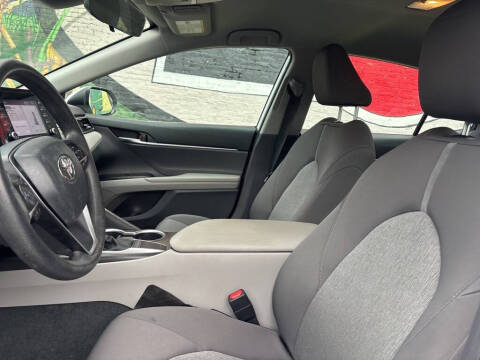 2022 Toyota Camry LE