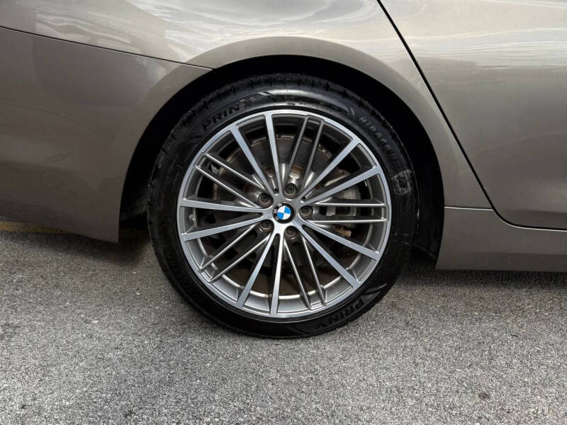 2018 BMW 5 Series 540i