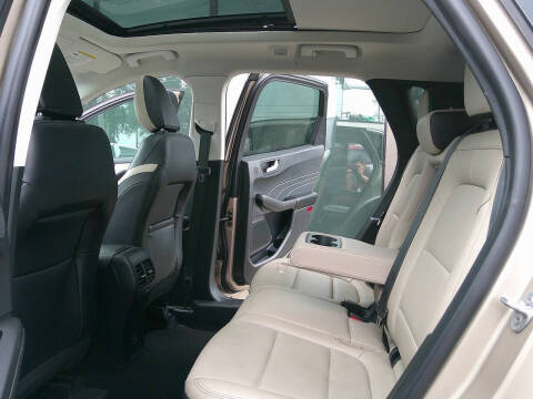 2021 Ford Escape SEL