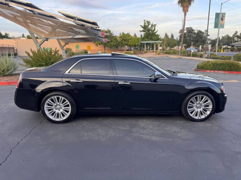2011 Chrysler 300 C