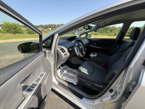 2012 Toyota Prius v Two
