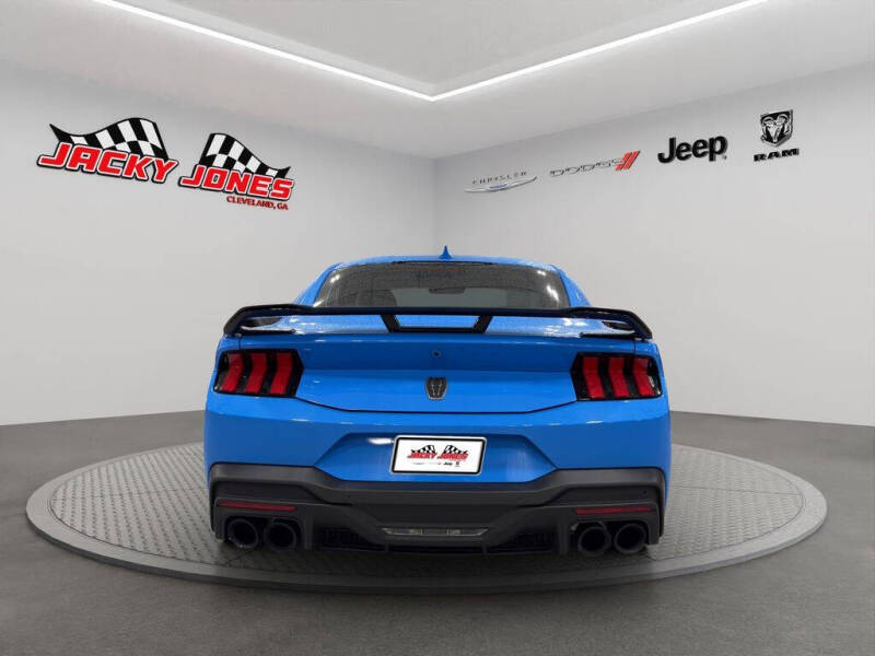 2024 Ford Mustang Dark Horse