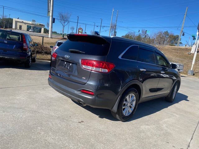 2018 Kia Sorento LX