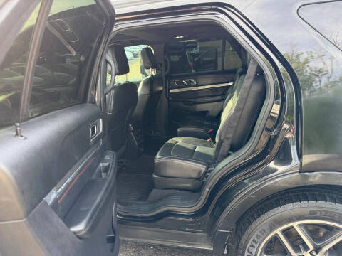 2018 Ford Explorer Sport