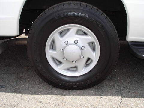 2008 Ford E-Series E-350 SD XLT
