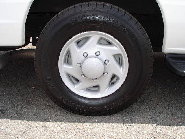 2008 Ford E-Series E-350 SD XLT