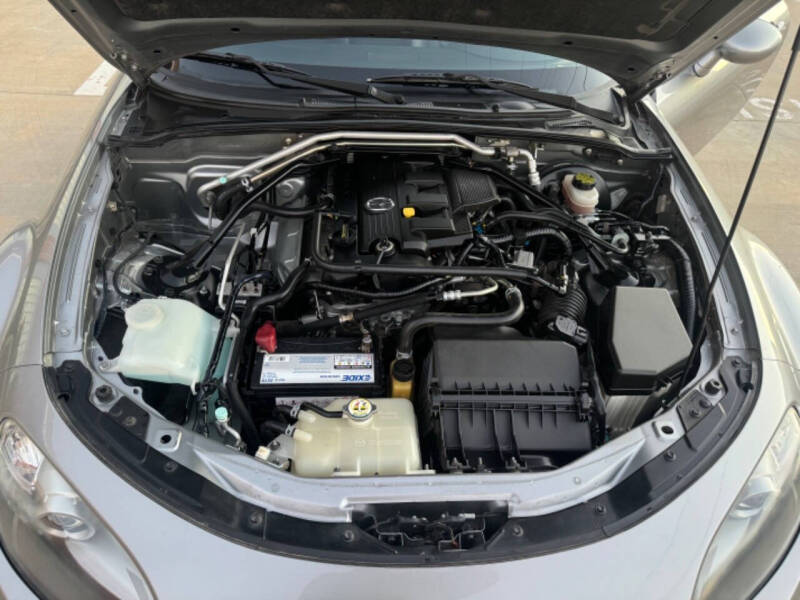 2010 Mazda MX-5 Miata Sport