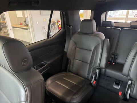 2022 Chevrolet Traverse LT Leather